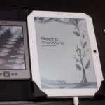 Kindle 4 i Onyx Boox M90